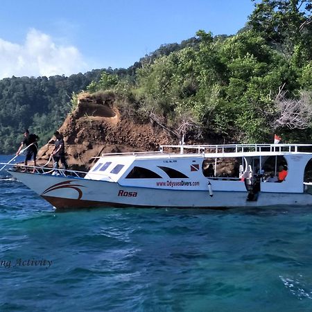 Cocotinos Lembeh A Boutique Dive Lodge Bitung Exterior photo