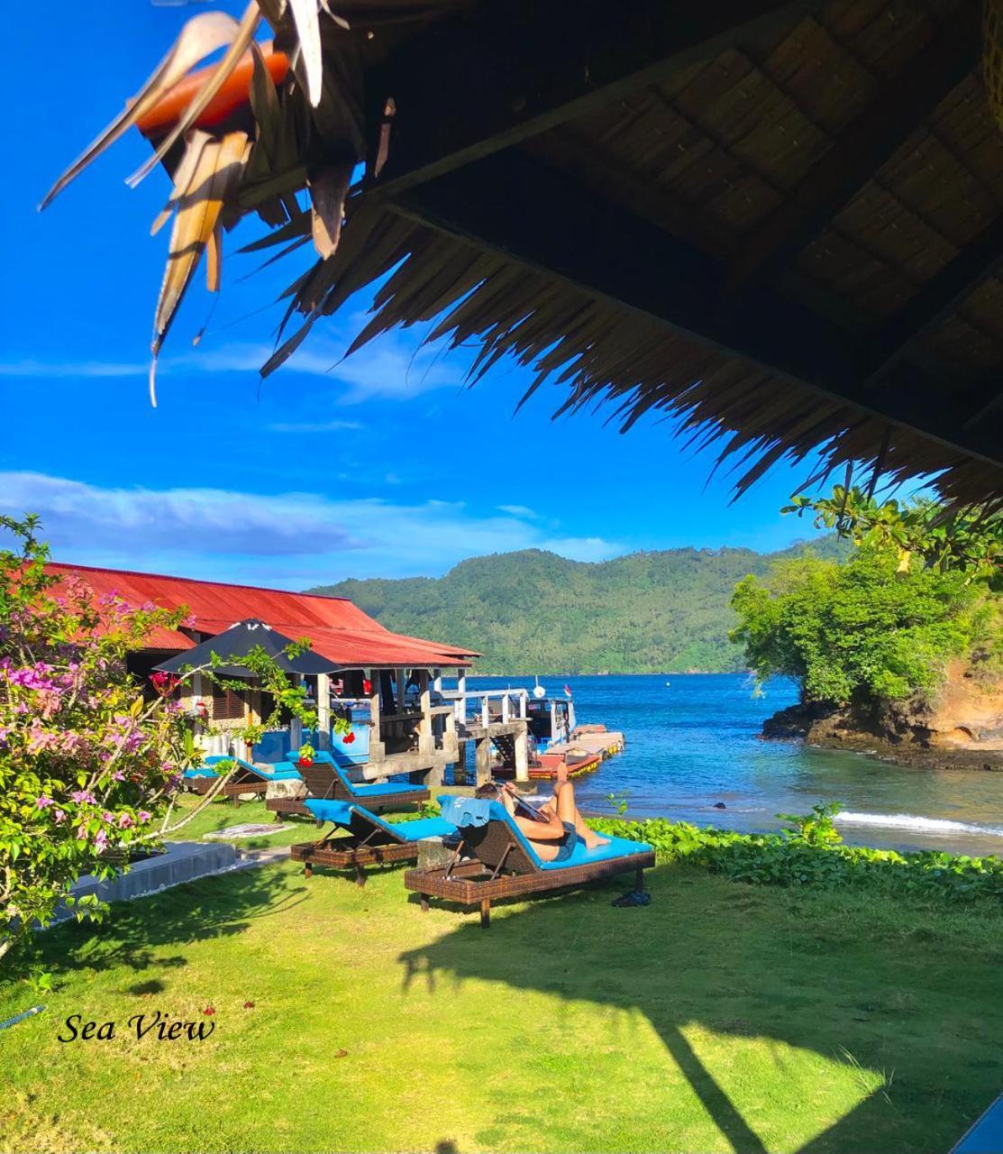 Cocotinos Lembeh A Boutique Dive Lodge Bitung Exterior photo