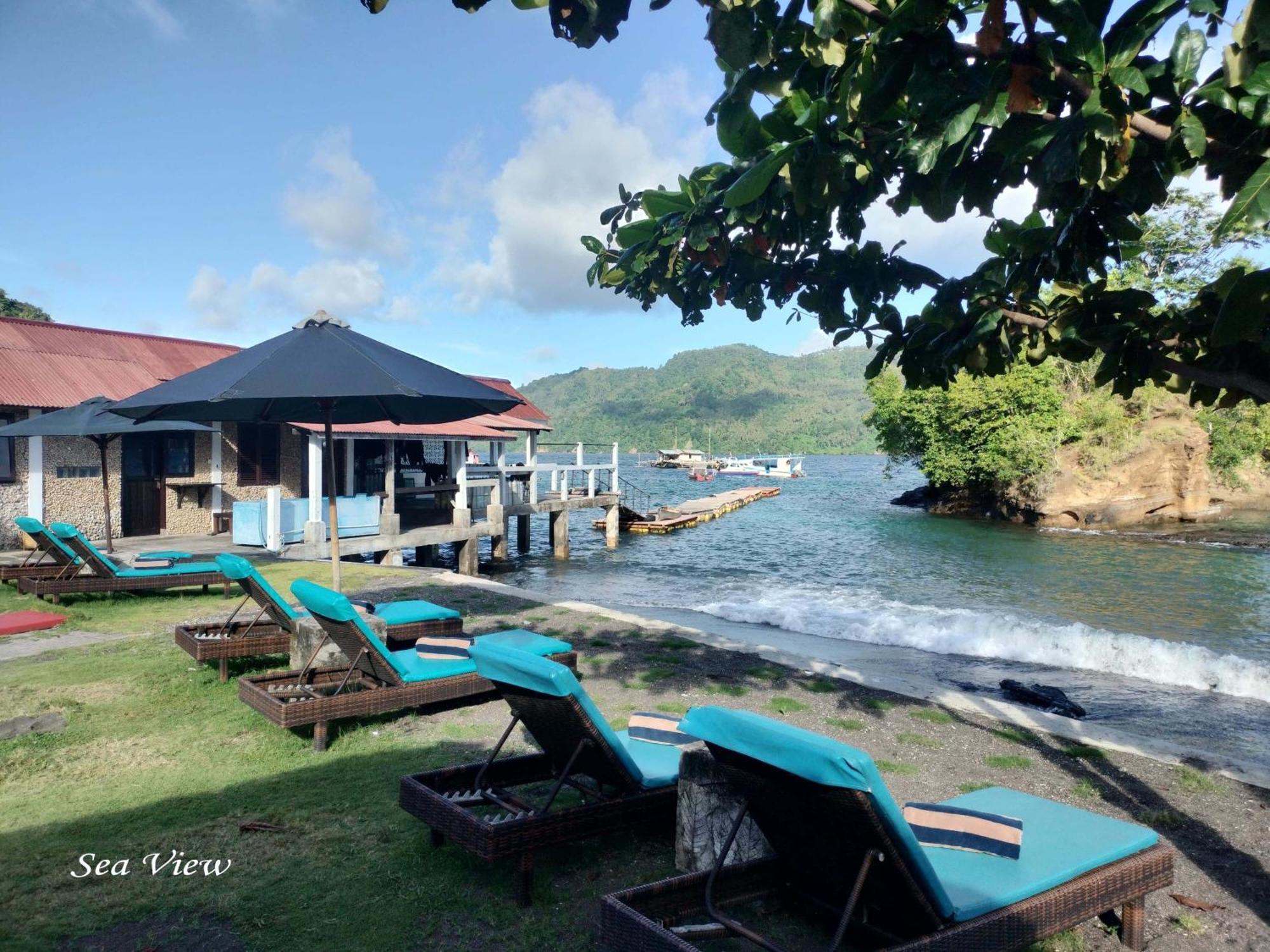 Cocotinos Lembeh A Boutique Dive Lodge Bitung Exterior photo